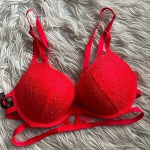 Victoria secret very sexy bra 34C